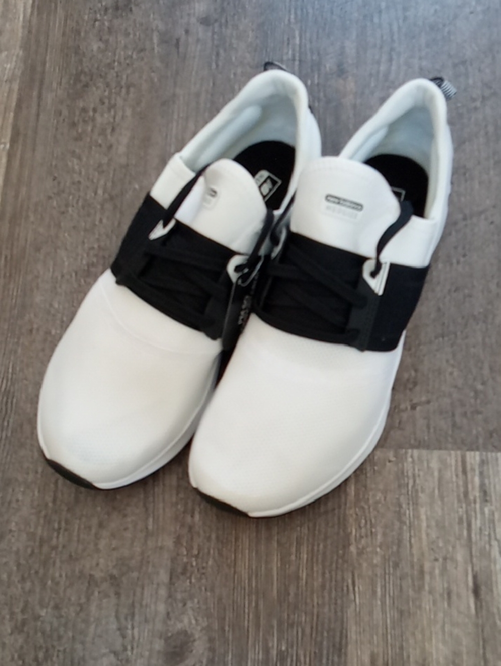 New Balance Women's Sneakers-NEW